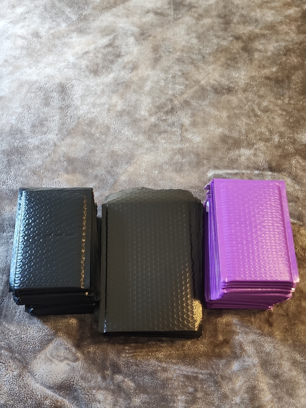Bubble Mailers 60PC Self-Seal Black & Purple Padded Envelopes 5"×9" & 6"×10"-New